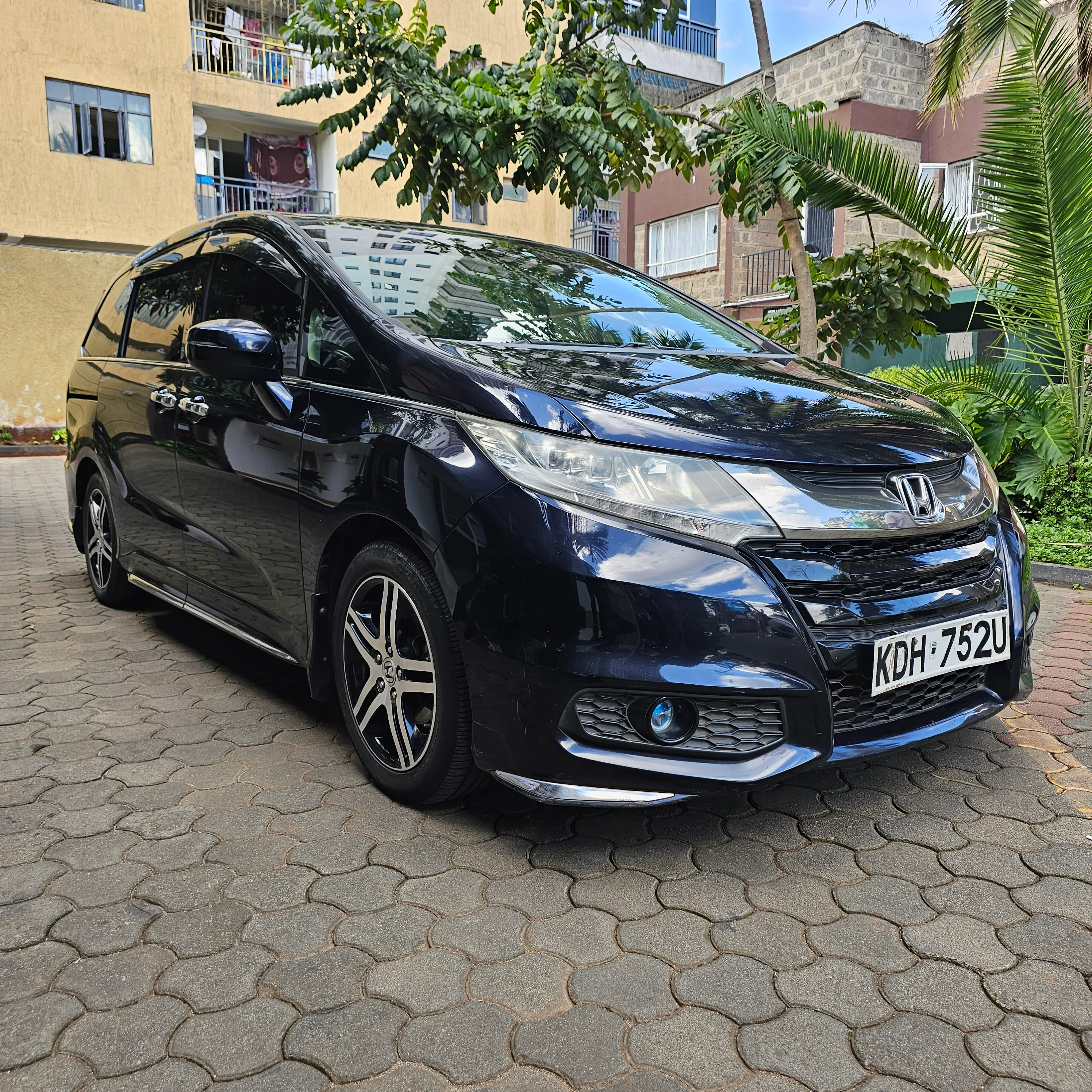 Honda Odyssey · photo